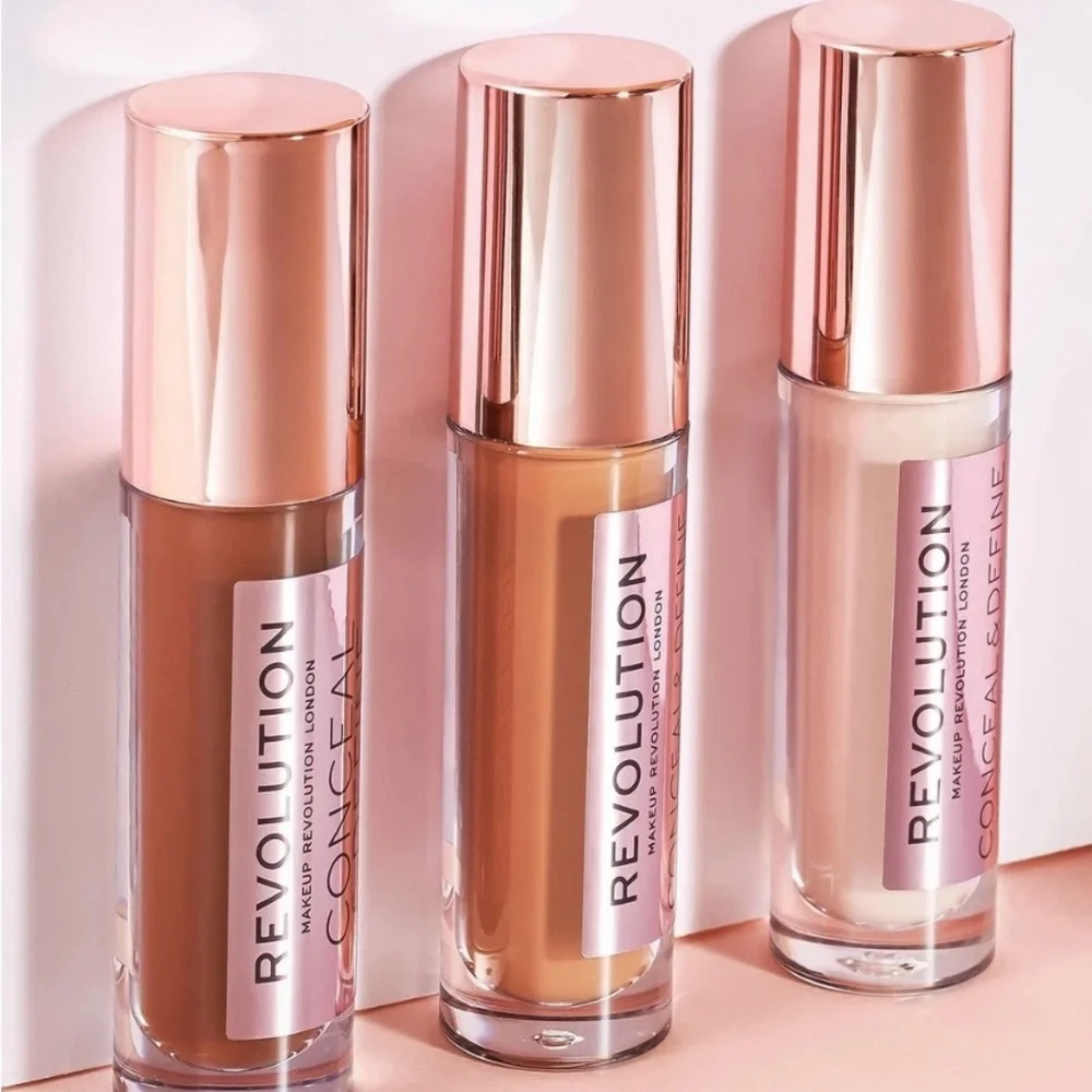 Revolution Conceal & Define Infinite Full Coverage Concealer C7 NIP